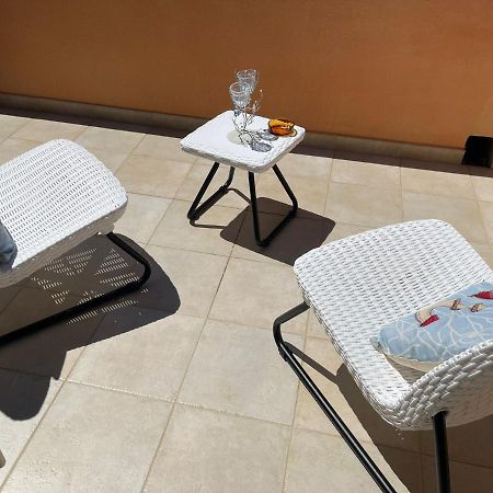 Porto Coda Cavallo Beach House A 300 Mt Dal Mare, Con Terrazza Panoramica سان تيودورو المظهر الخارجي الصورة