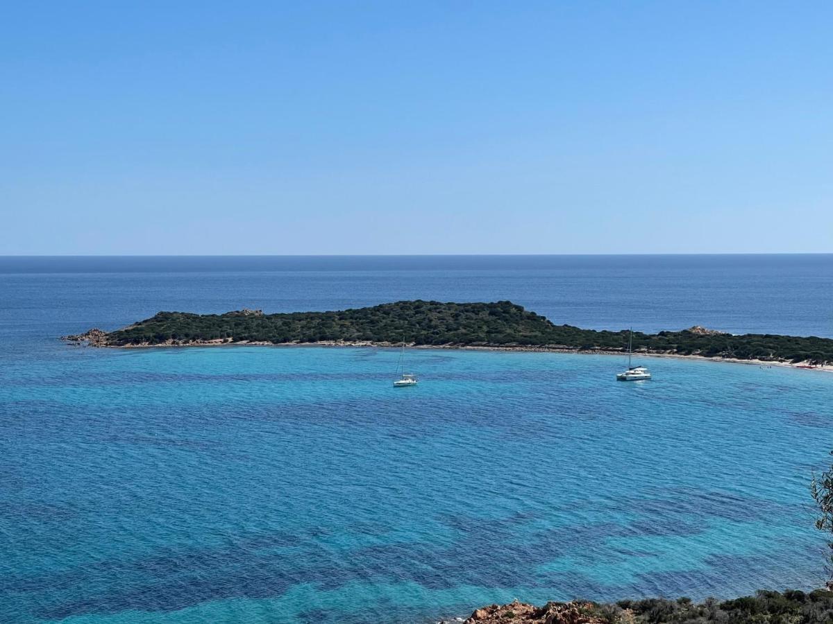 Porto Coda Cavallo Beach House A 300 Mt Dal Mare, Con Terrazza Panoramica سان تيودورو المظهر الخارجي الصورة