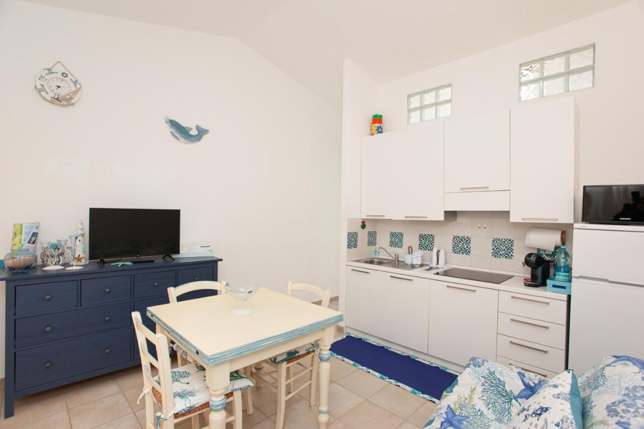 Porto Coda Cavallo Beach House A 300 Mt Dal Mare, Con Terrazza Panoramica سان تيودورو المظهر الخارجي الصورة
