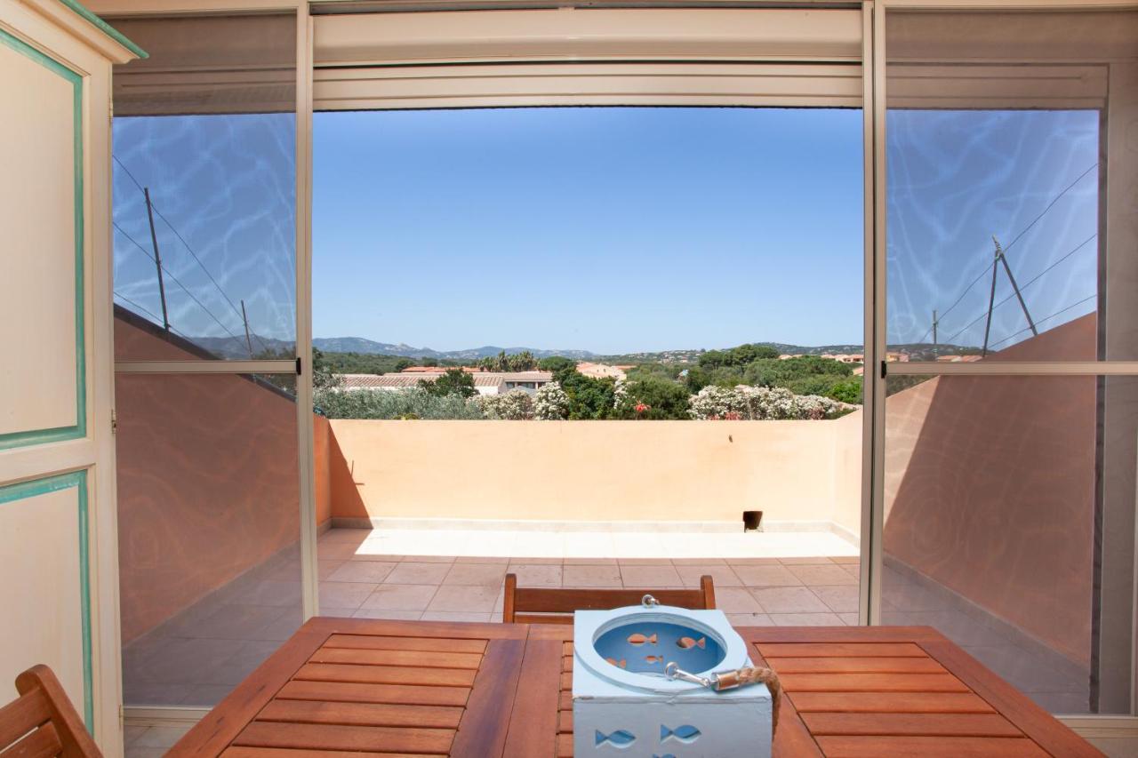 Porto Coda Cavallo Beach House A 300 Mt Dal Mare, Con Terrazza Panoramica سان تيودورو المظهر الخارجي الصورة